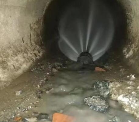 托克逊市政管道清淤