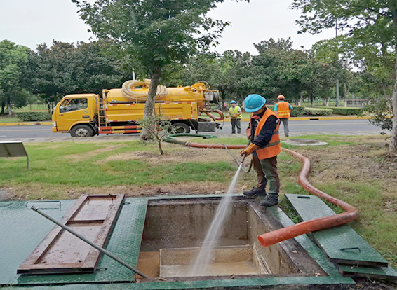 托克逊化油池清理
